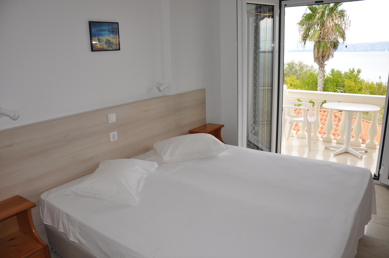 Neptune Resort Kávos Exteriör bild